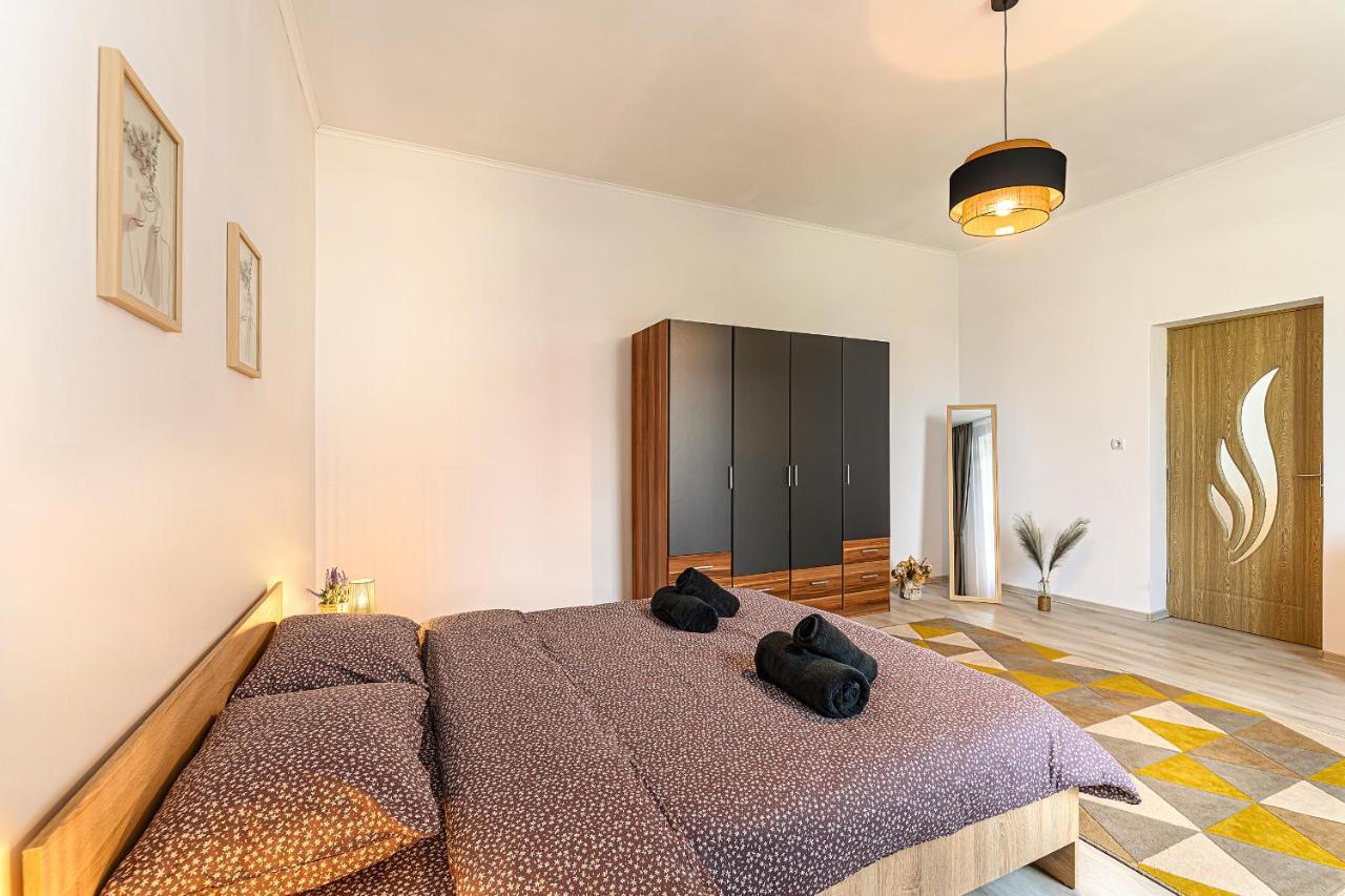 Mountain Oasis Apartment Sinaia Exterior foto